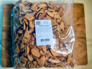 Зубатка палочки: Гренки черные со вкусом буженины