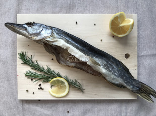 Фисташки: Щука вяленая