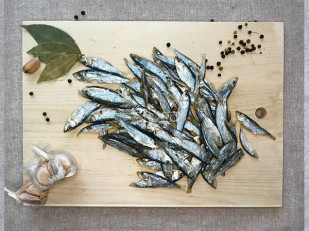 Фисташки: Тюлька вяленая