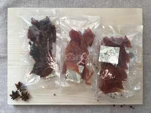 Японские снеки и крекеры: Рыцарское мясо утка